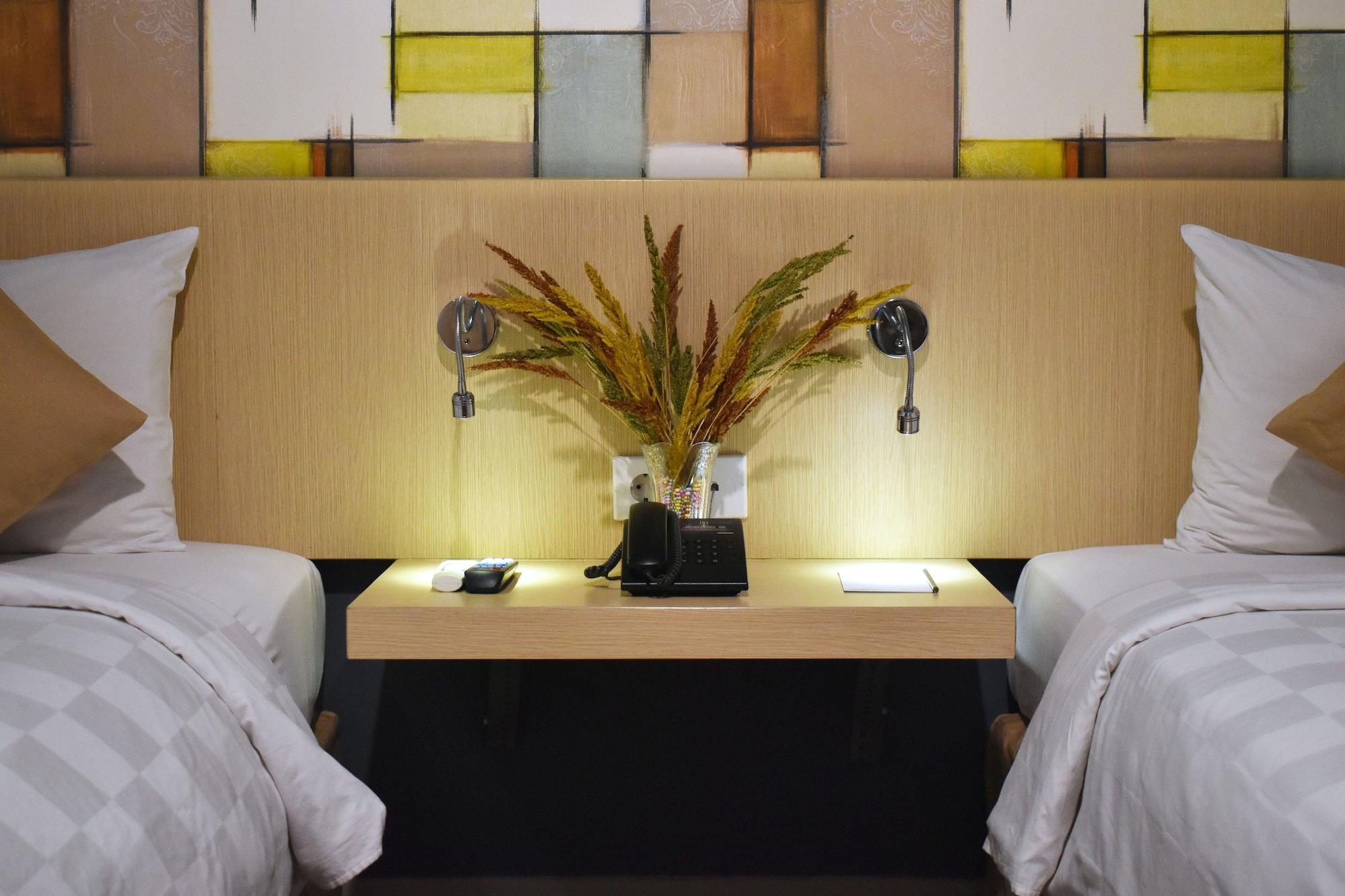 Hotel 88 Embong Malang Tunjungan Surabaya By Wh - Breakfast With The Best View On The Highest Floor And Strategic Location In The City Center Luaran gambar