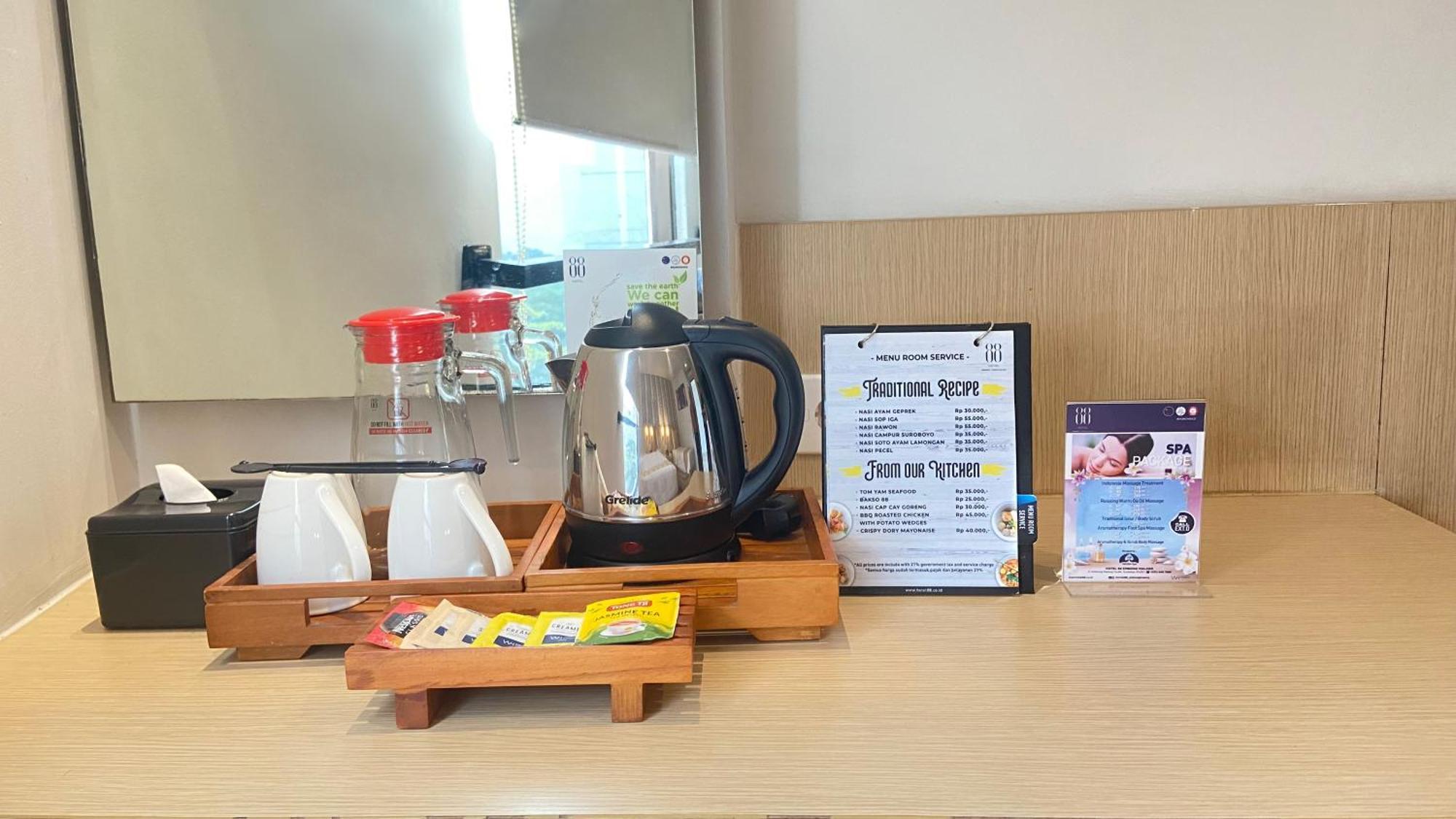 Hotel 88 Embong Malang Tunjungan Surabaya By Wh - Breakfast With The Best View On The Highest Floor And Strategic Location In The City Center Luaran gambar