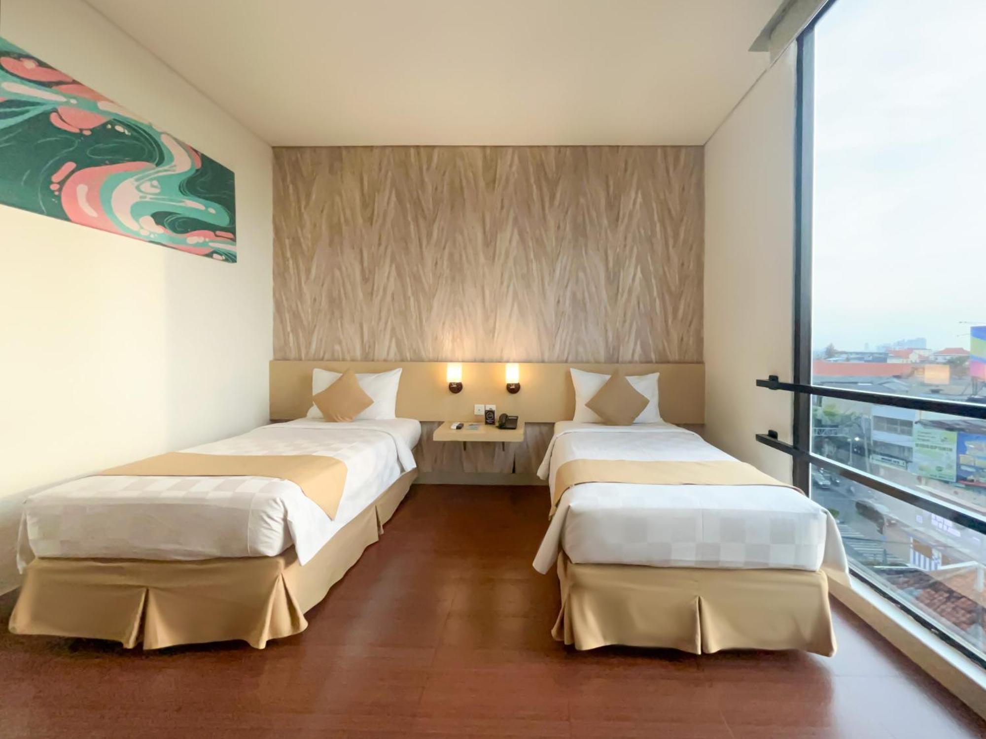 Hotel 88 Embong Malang Tunjungan Surabaya By Wh - Breakfast With The Best View On The Highest Floor And Strategic Location In The City Center Luaran gambar