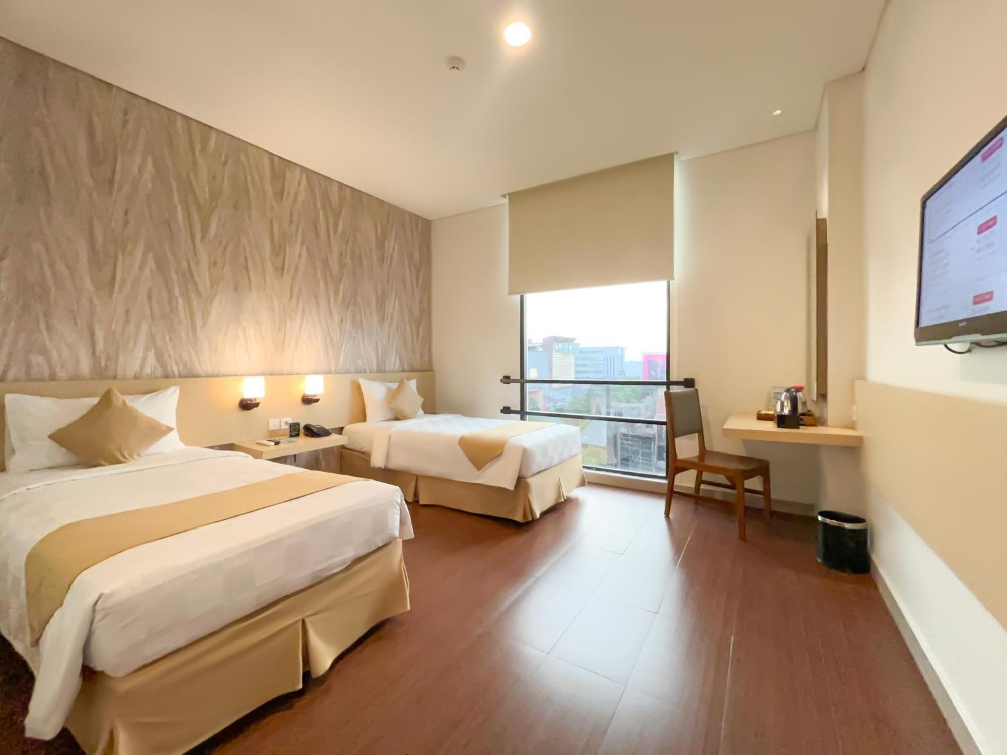 Hotel 88 Embong Malang Tunjungan Surabaya By Wh - Breakfast With The Best View On The Highest Floor And Strategic Location In The City Center Luaran gambar