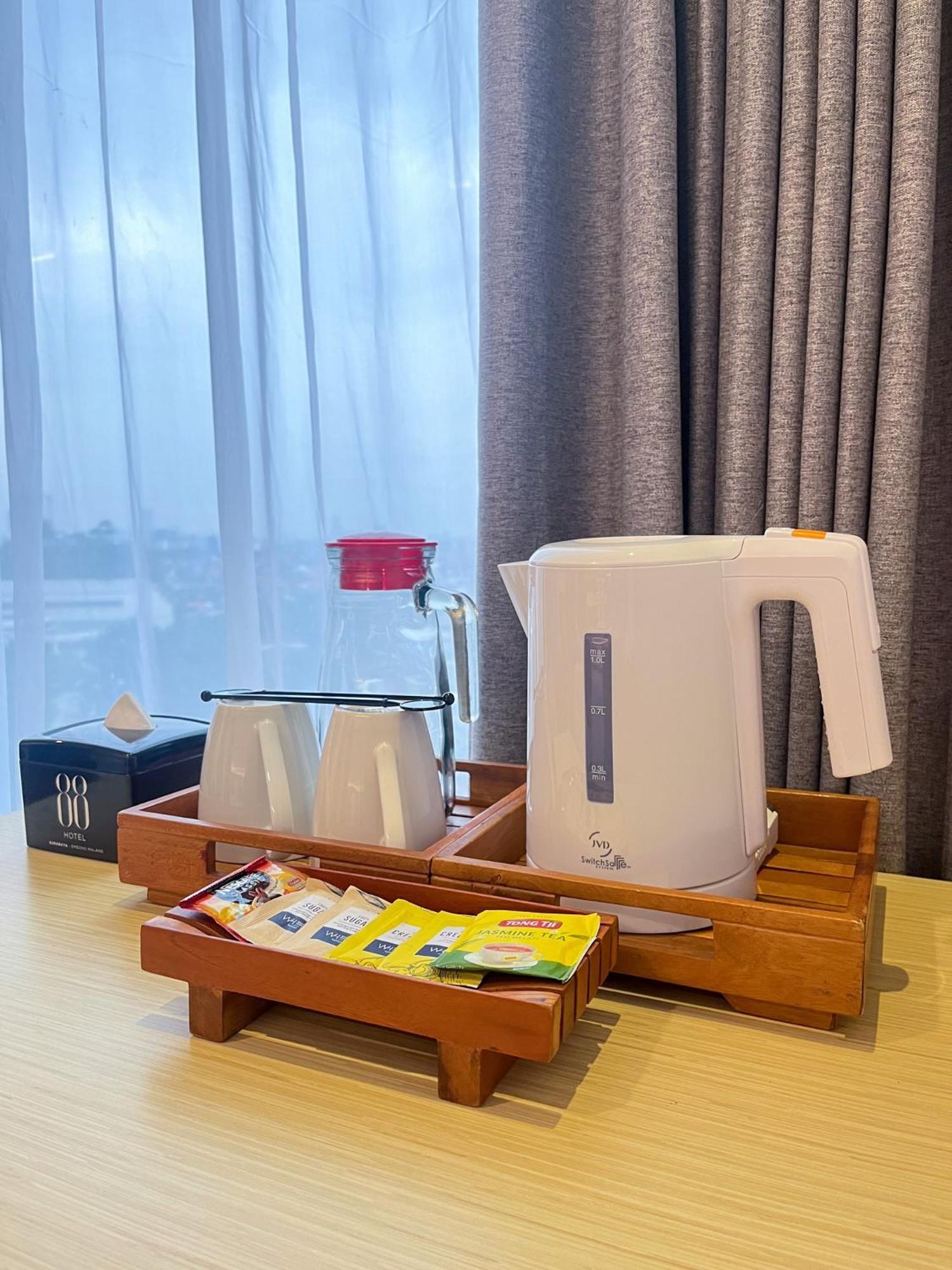 Hotel 88 Embong Malang Tunjungan Surabaya By Wh - Breakfast With The Best View On The Highest Floor And Strategic Location In The City Center Luaran gambar