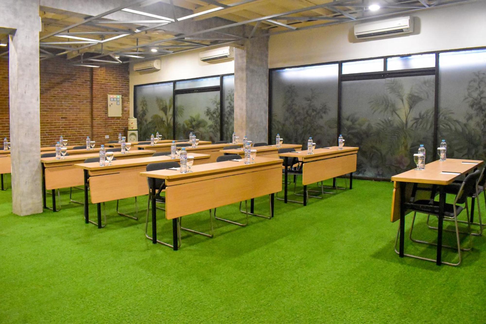 Hotel 88 Embong Malang Tunjungan Surabaya By Wh - Breakfast With The Best View On The Highest Floor And Strategic Location In The City Center Luaran gambar
