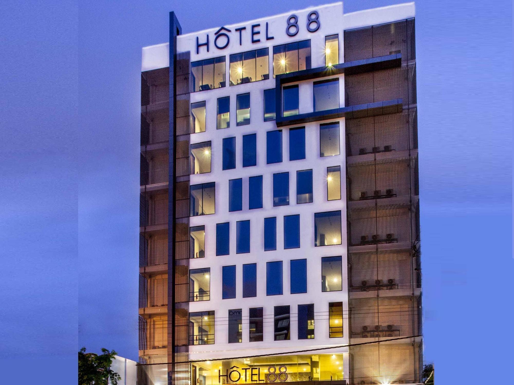 Hotel 88 Embong Malang Tunjungan Surabaya By Wh - Breakfast With The Best View On The Highest Floor And Strategic Location In The City Center Luaran gambar