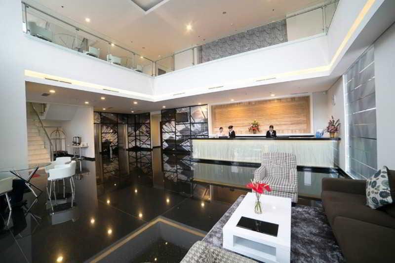 Hotel 88 Embong Malang Tunjungan Surabaya By Wh - Breakfast With The Best View On The Highest Floor And Strategic Location In The City Center Luaran gambar