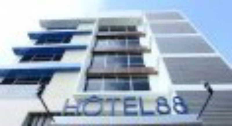 Hotel 88 Embong Malang Tunjungan Surabaya By Wh - Breakfast With The Best View On The Highest Floor And Strategic Location In The City Center Luaran gambar